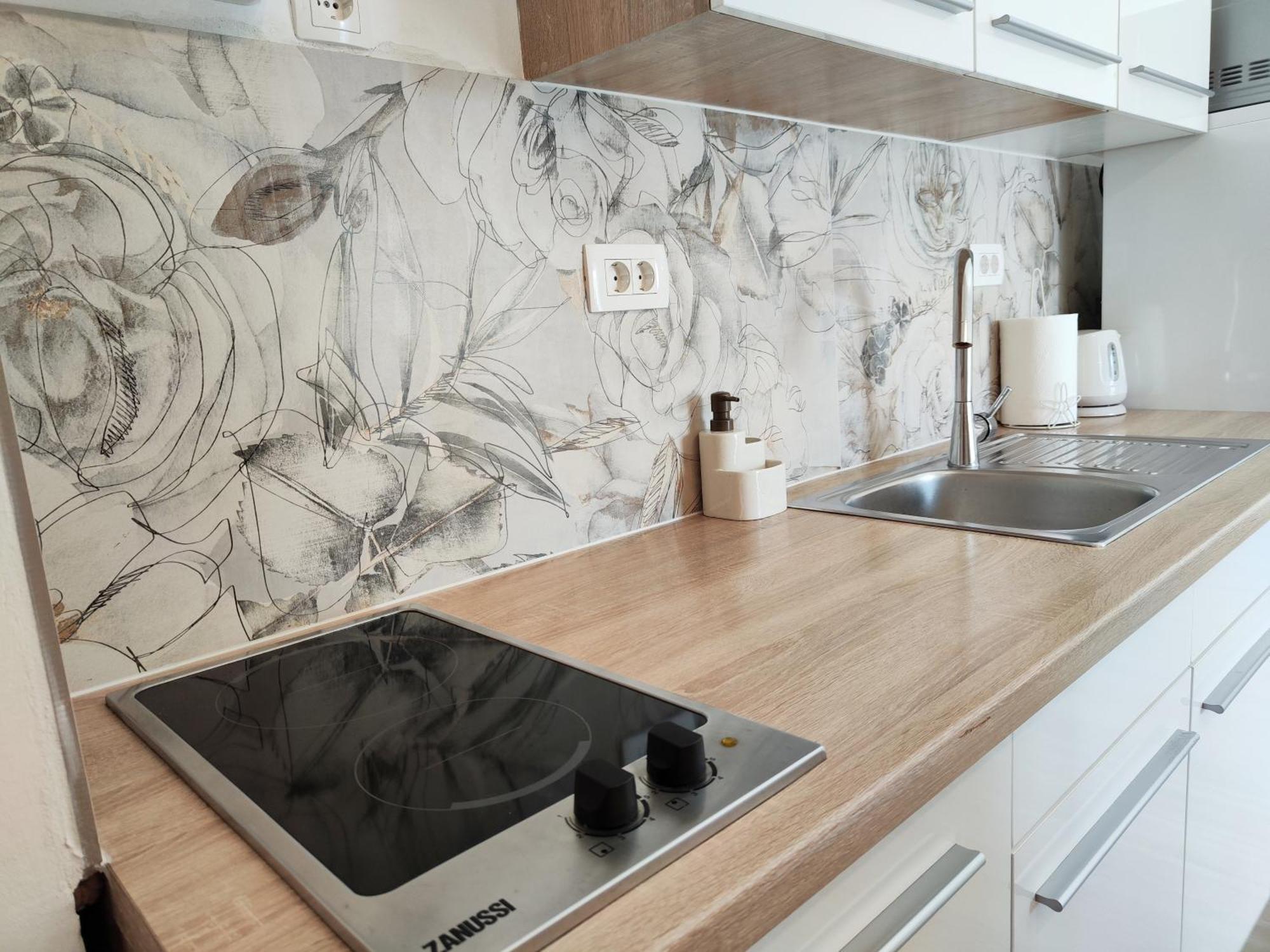 King's Apartma *